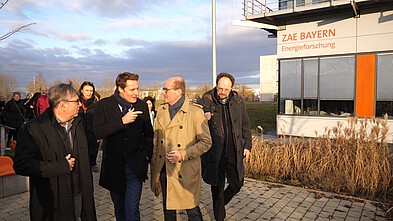 Grüne Fraktion zu Besuch beim ZAE Würzburg